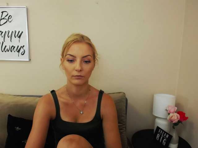 Live sex webcam photo for NatalieKiss #273833255