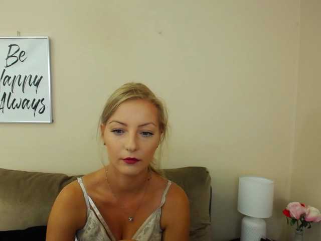 Live sex webcam photo for NatalieKiss #274207033