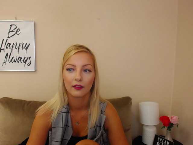 Live sex webcam photo for NatalieKiss #274491394