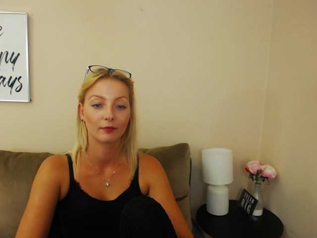 Live sex webcam photo for NatalieKiss #274593146