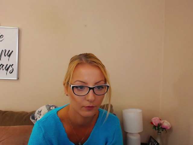 Live sex webcam photo for NatalieKiss #274623097