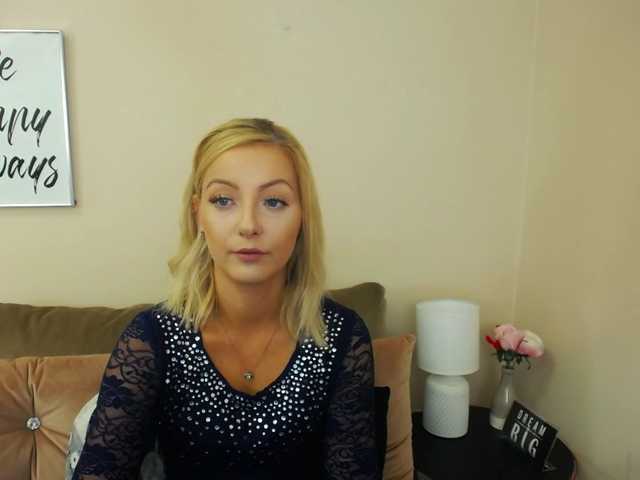 Live sex webcam photo for NatalieKiss #274711109