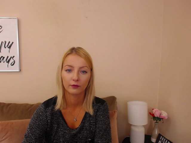 Live sex webcam photo for NatalieKiss #274850689