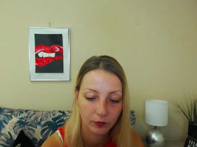 Live sex webcam photo for NatalieKiss #275531162