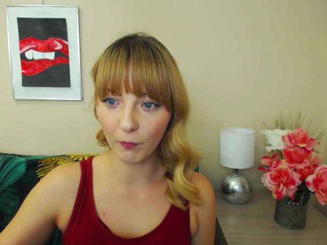 Live sex webcam photo for NatalieKiss #277637404