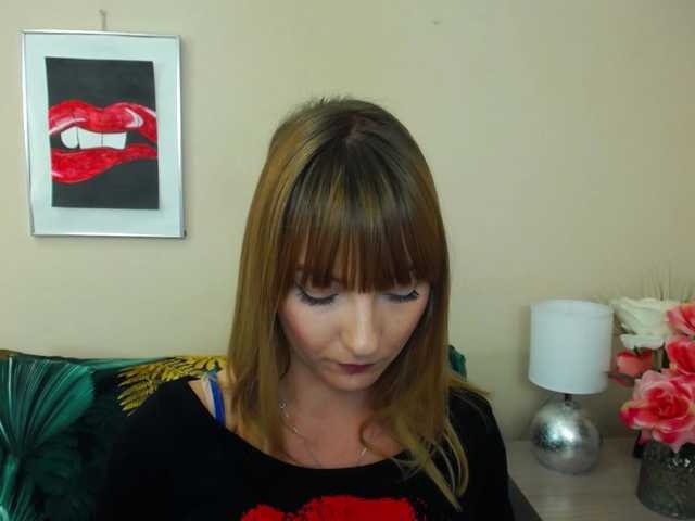 Live sex webcam photo for NatalieKiss #277774723