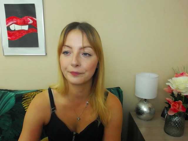 Live sex webcam photo for NatalieKiss #278009117