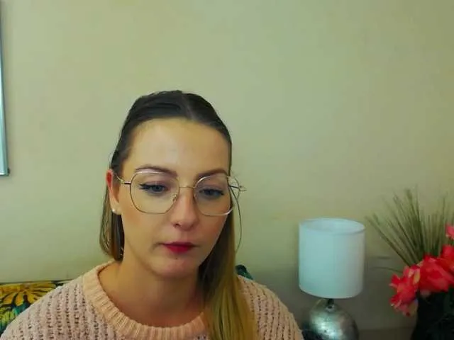 Live sex webcam photo for NatalieKiss #290465446