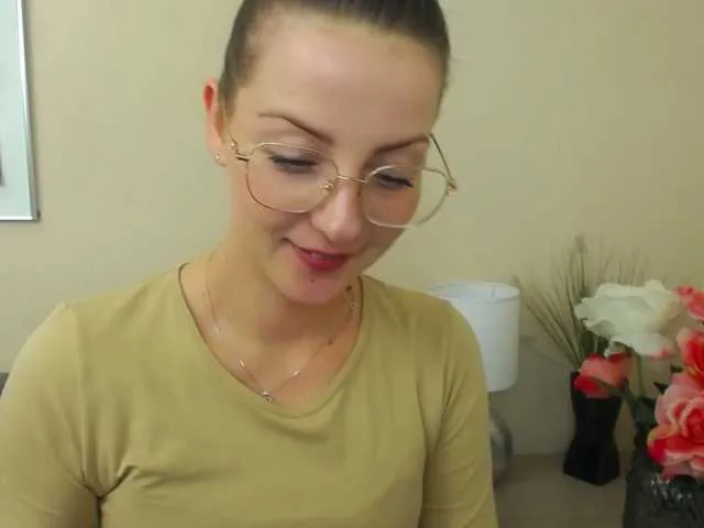 Live sex webcam photo for NatalieKiss #290574316