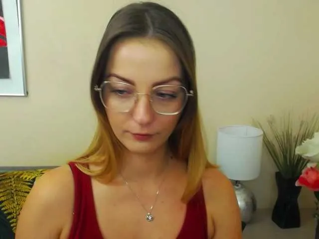 Live sex webcam photo for NatalieKiss #290628225