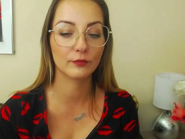 Live sex webcam photo for NatalieKiss #291224424