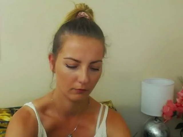 Live sex webcam photo for NatalieKiss #291409257