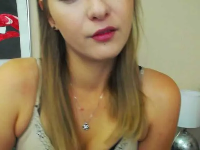 Live sex webcam photo for NatalieKiss #291938218