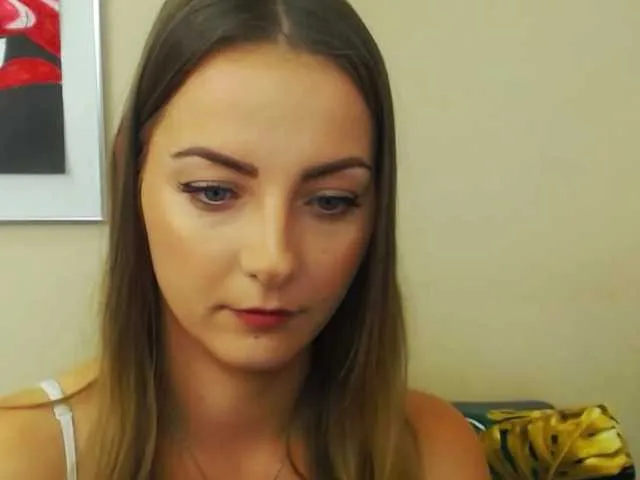 Live sex webcam photo for NatalieKiss #292227576