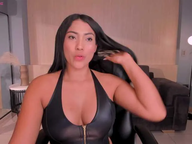 Live sex webcam photo for NatalieLewis #293231954