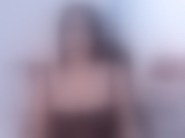Live sex webcam photo for NatalieLewis #294036559