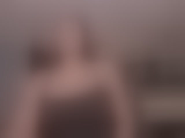 Live sex webcam photo for NatalieLewis #294046172