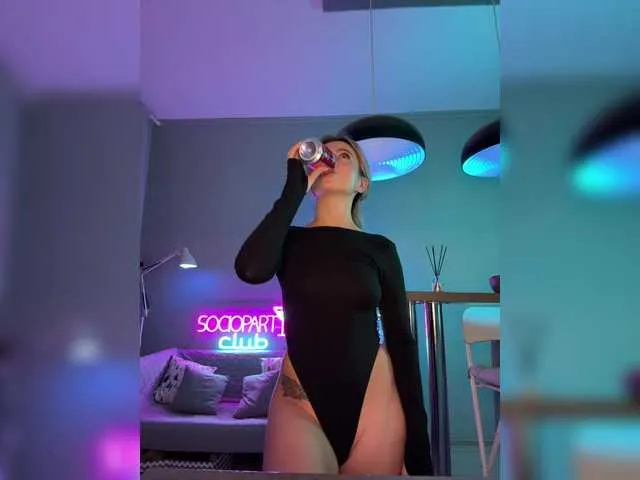 Live sex webcam photo for Nataliecroys #290391122
