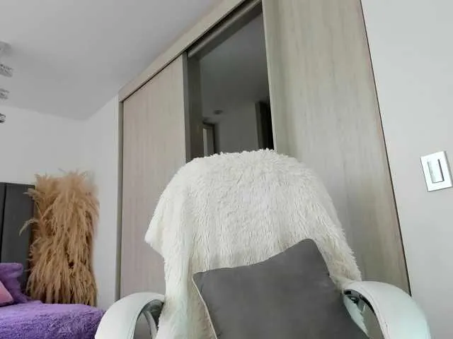 Live sex webcam photo for NatalieeClark #291650554
