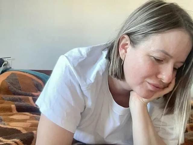 Live sex webcam photo for Natalii87 #290299458