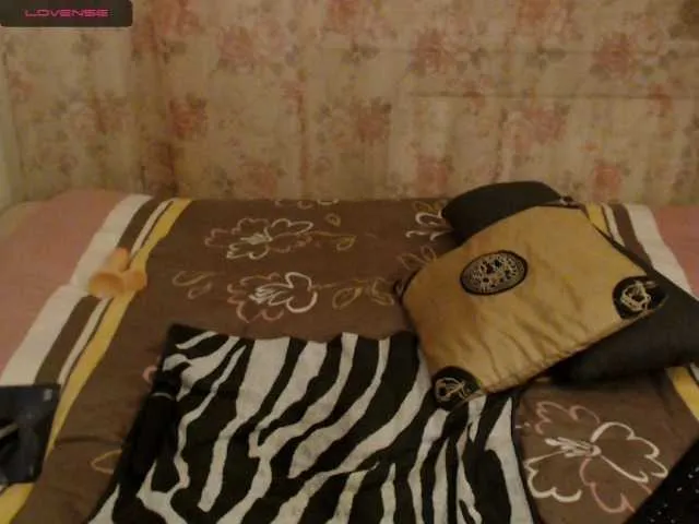 Live sex webcam photo for Natalli888 #272646021