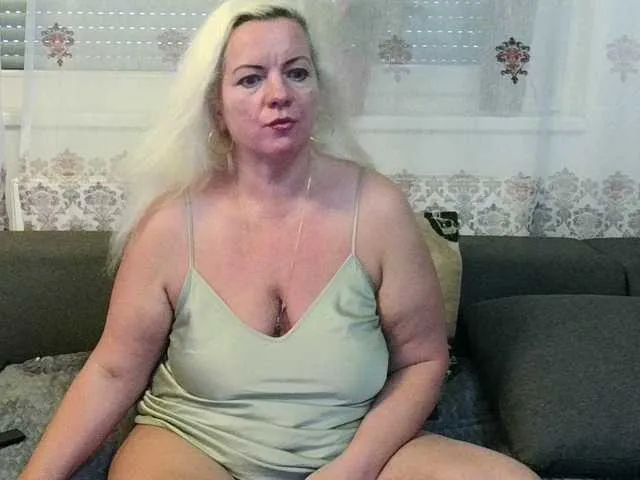 Live sex webcam photo for Natalli888 #273638352