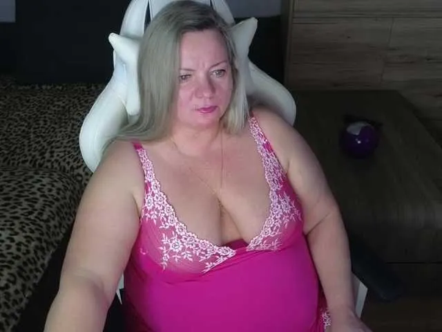 Live sex webcam photo for Natalli888 #290412034