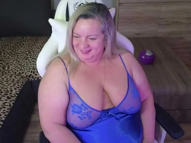 Live sex webcam photo for Natalli888 #290669305