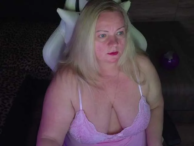 Live sex webcam photo for Natalli888 #292504787