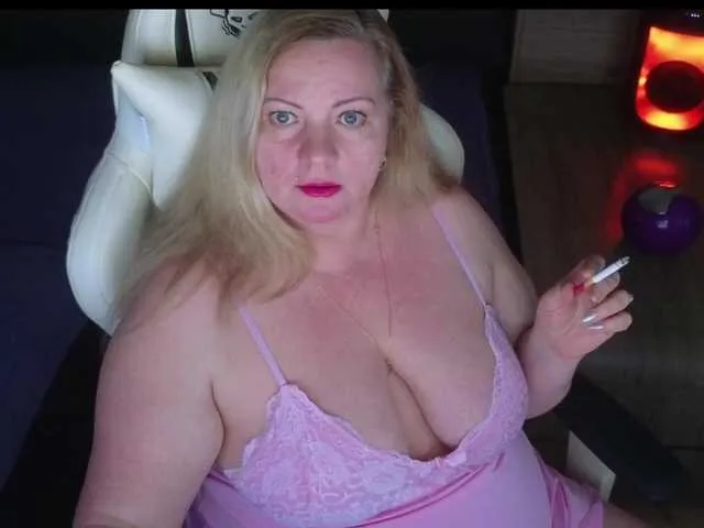 Live sex webcam photo for Natalli888 #293346843
