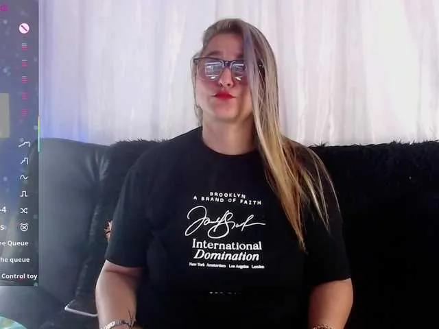 Live sex webcam photo for Natalliecolliz #291037712