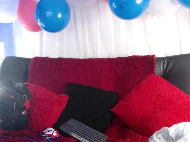 Live sex webcam photo for Natalliecolliz #291398374