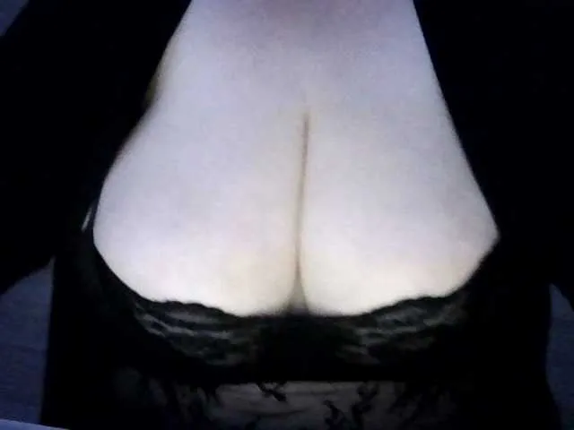 Live sex webcam photo for Natalya81 #290312687