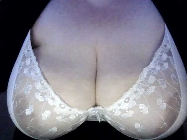 Live sex webcam photo for Natalya81 #290378969