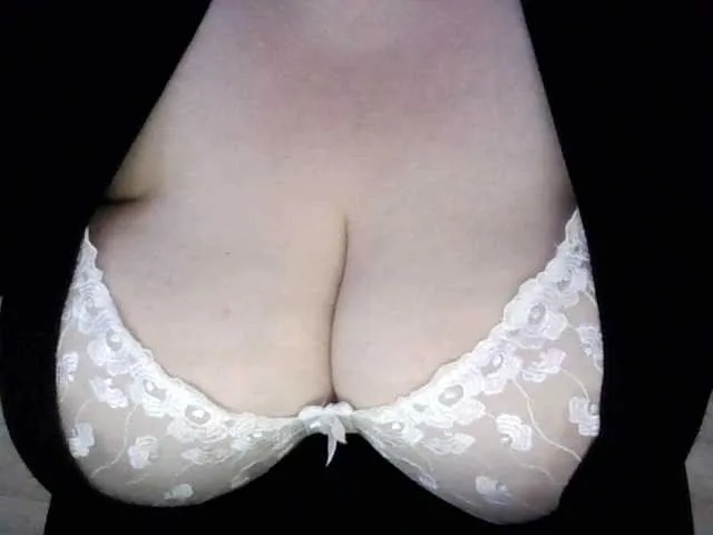 Live sex webcam photo for Natalya81 #290426975