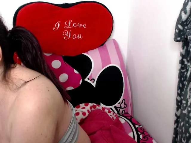 Live sex webcam photo for Natalyaredd #290620928