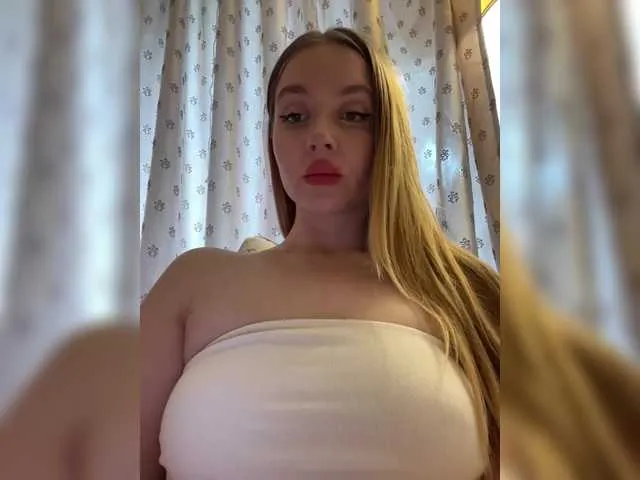 Live sex webcam photo for Natalymoodhot #291307509