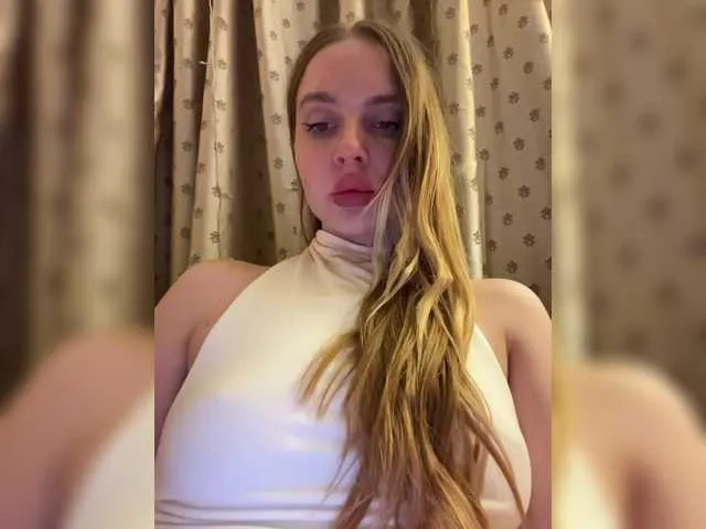 Live sex webcam photo for Natalymoodhot #291770015