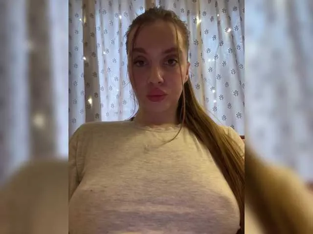 Live sex webcam photo for Natalymoodhot #293053502