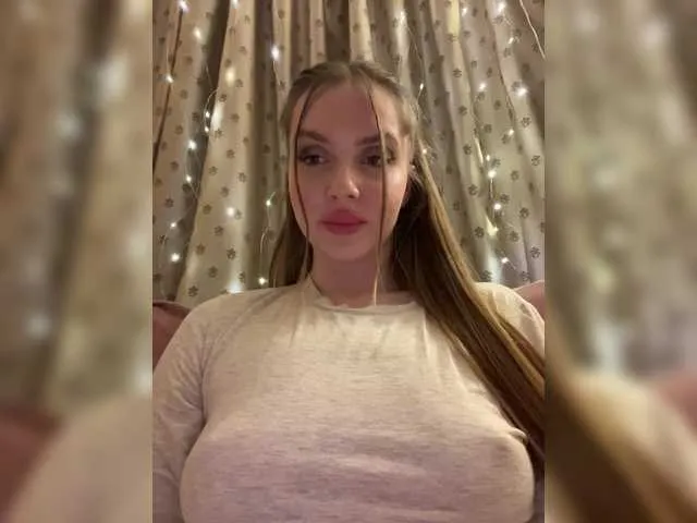 Live sex webcam photo for Natalymoodhot #293326772