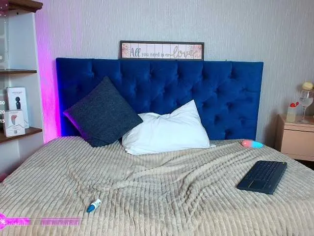 Live sex webcam photo for Natasha-Kinski #290973878