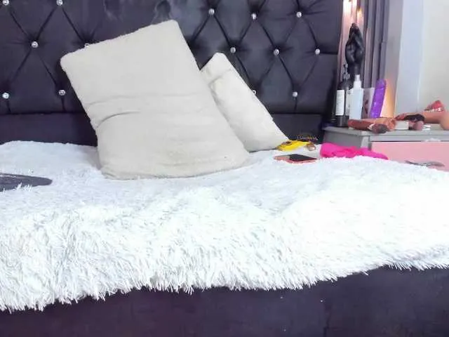 Live sex webcam photo for Natasha-hart #291999256