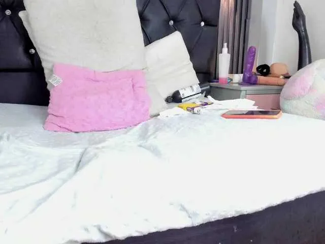 Live sex webcam photo for Natasha-hart #292065348