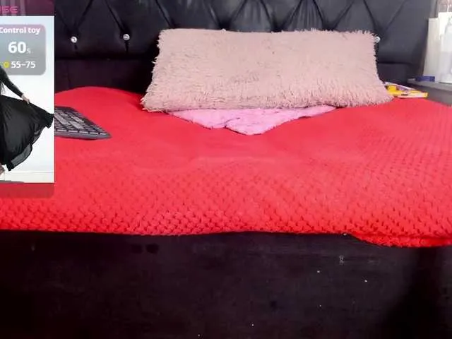 Live sex webcam photo for Natasha-hart #292299523