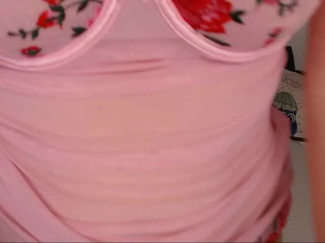 Live sex webcam photo for NatashaRouge #292117048