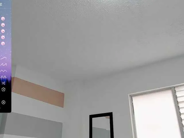 Live sex webcam photo for Natashadeam #276572731