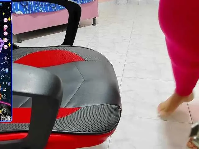 Live sex webcam photo for Natashadeam #276781793