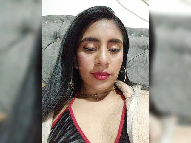 Live sex webcam photo for Natashashine1 #276232237