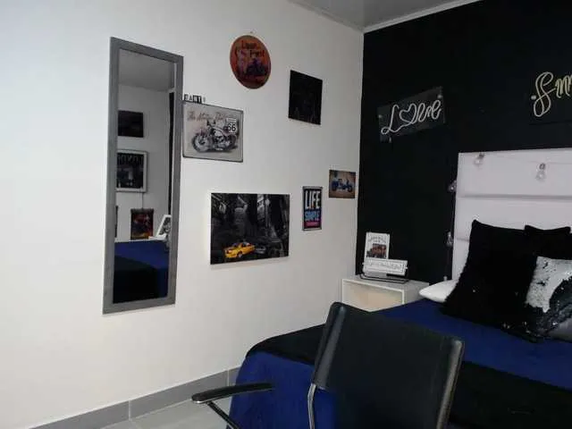 Live sex webcam photo for Natassha #273940396