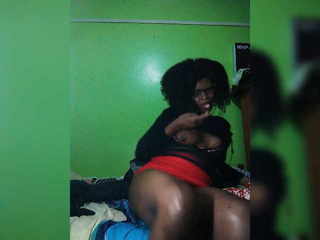 Live sex webcam photo for NatechoRose #272891294